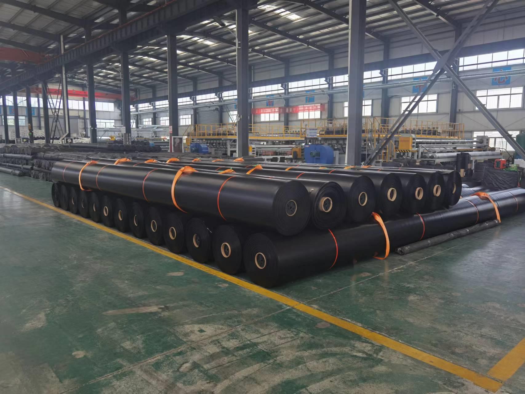 غشاء أرضي من مادة LLDPE مقاوم للتمزق