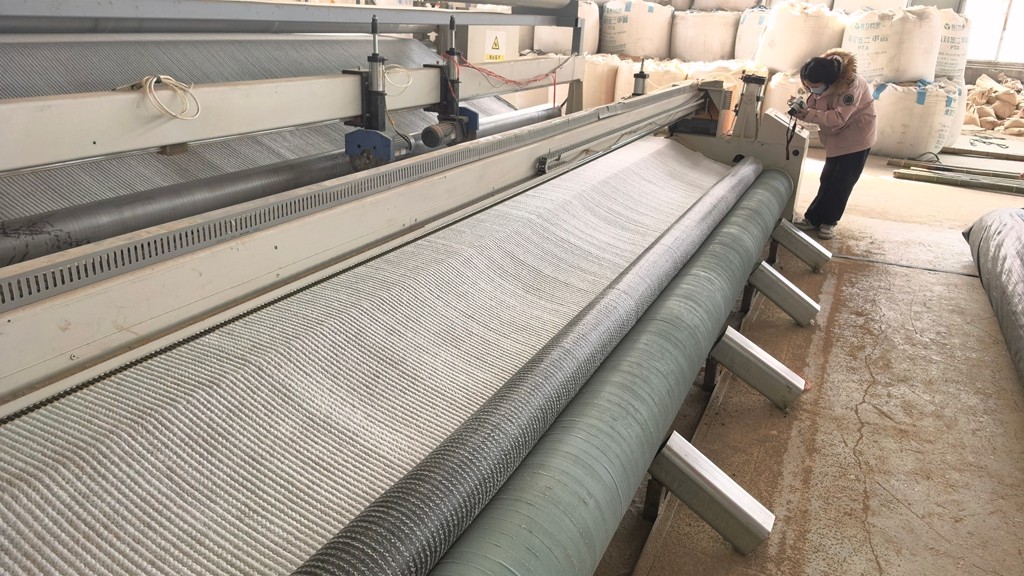 Apa itu Bentonite Geosynthetic Clay Liner (GCL)?.jpg Apa itu Bentonite Geosynthetic Clay Liner (GCL)?.jpg