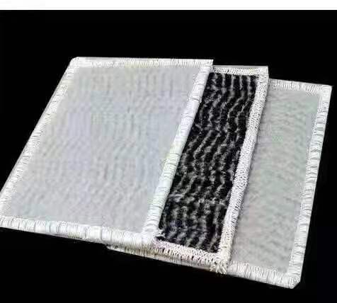 Pelapik Tanah Liat Geosintetik Kalis Air