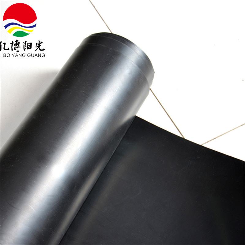Gulungan Geomembran HDPE 1.5mm