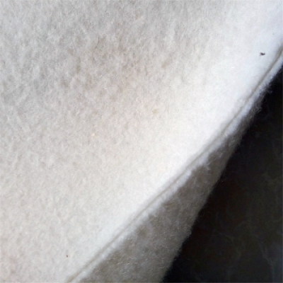 مشروع الحفاظ على المياه باستخدام غشاء أرضي مركب