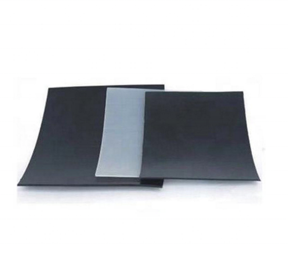 بطانة بركة طبيعية ملفوفة