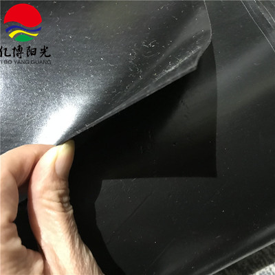 Géomembrane en PEHD résistante à la corrosion